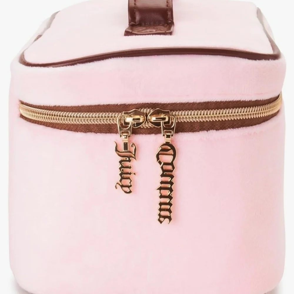 💕▪️Juicy ▪️couture pink velour cosmetics bag travel toiletries  case organizer